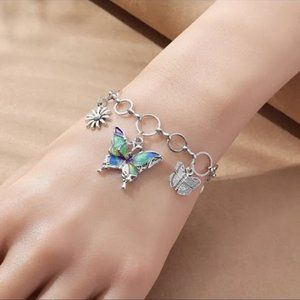 Beautiful Butterfly, Sunflower Silver Color Charm Bracelet 6.89" with 2" Extendr
